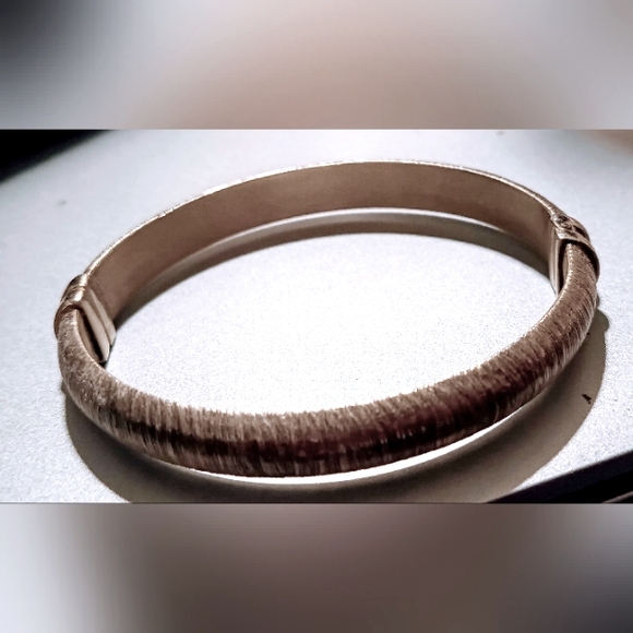 Sterling Silver 9.25 Bangle size 7 Bracelet. - Picture 3 of 7